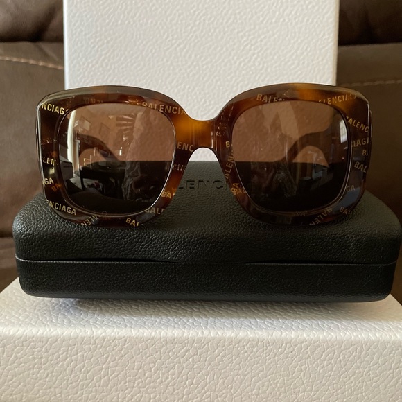 BALENCIAGA Paris D-Frame Sunglasses Havana  Brown - Picture 14 of 16